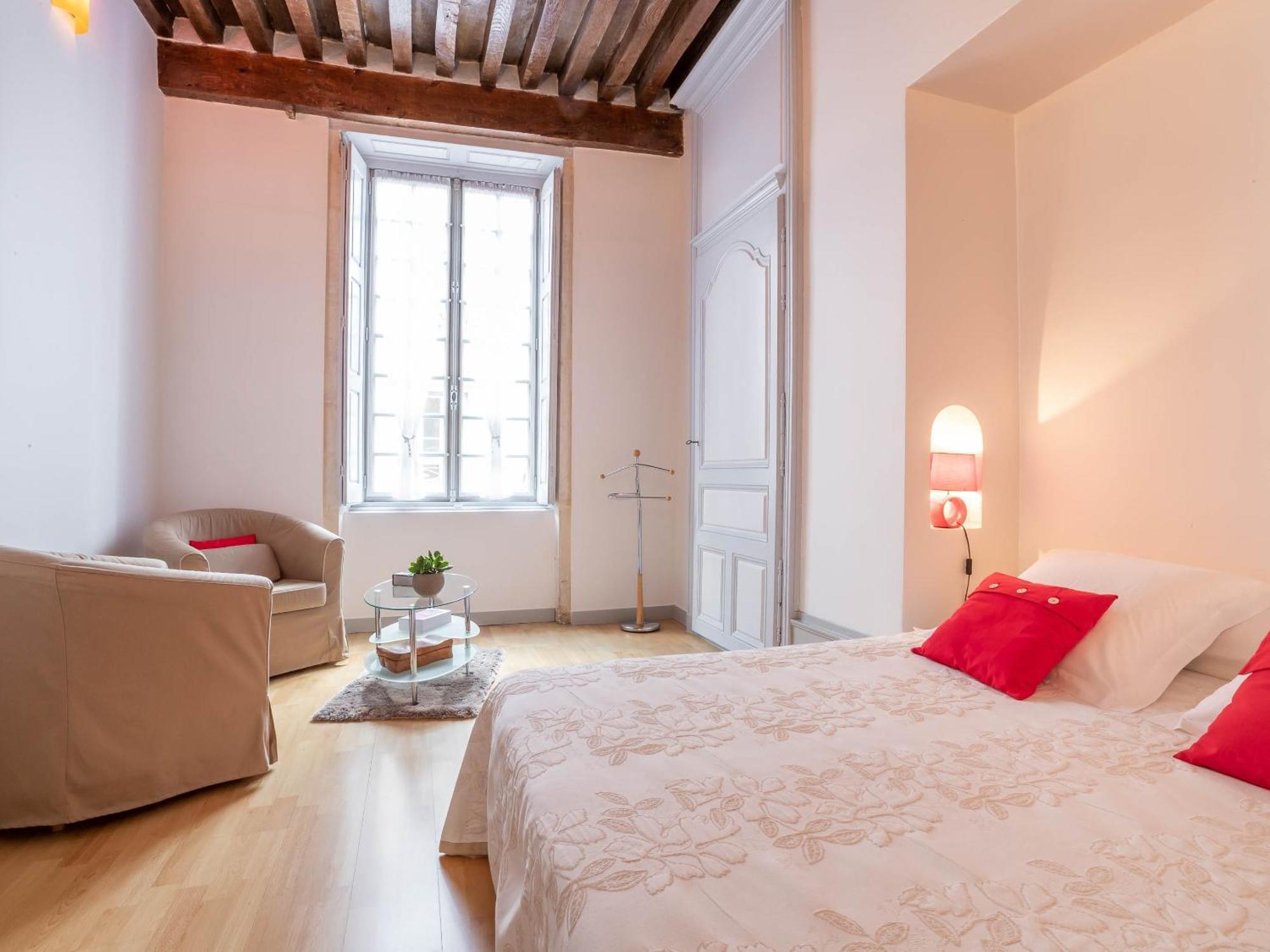 Residence Beaune Sweet Home, 4 Appartements D'Exception Avec Parking Inclus Room photo